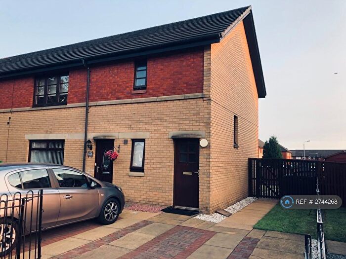 2 Bedroom Flat To Rent In Tollcross, Glasgow, G31