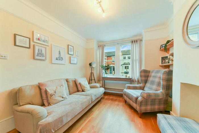 2 Bedroom Property To Rent In Balfour Road, London, SW19