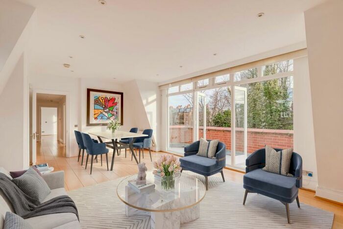 2 Bedroom Apartment To Rent In Eton Avenue, Belszie Park, London, NW3