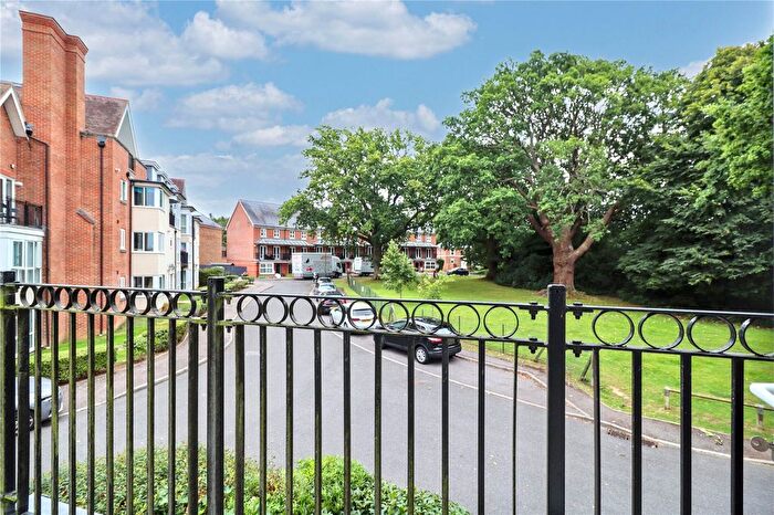 2 Bedroom Flat For Sale In Stone Court, Worth, West Sussex, RH10