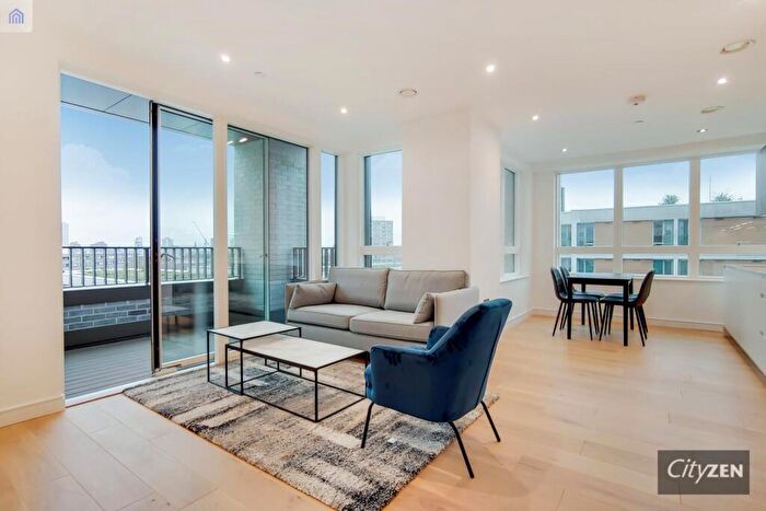 2 Bedroom Flat To Rent In Duval House, Grant Road, London, SW11