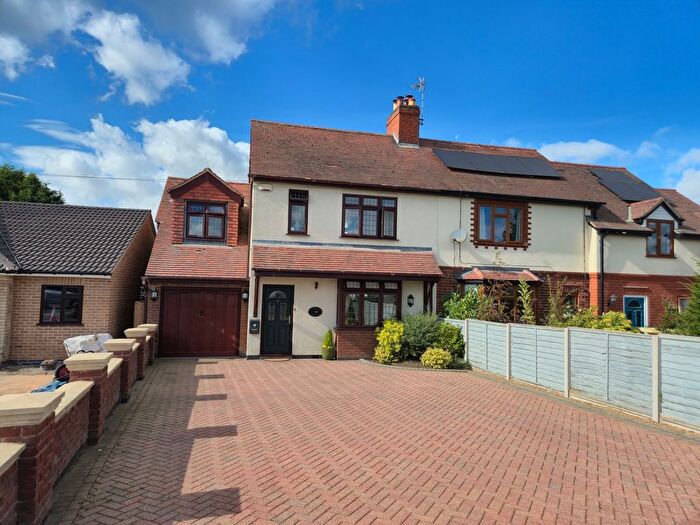 3 Bedroom Semi-Detached House For Sale In Ibstock Road, Ravenstone, LE67