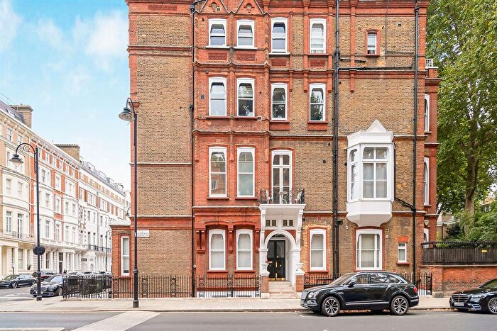 1 Bedroom Flat To Rent In Harrington Gardens, SW7