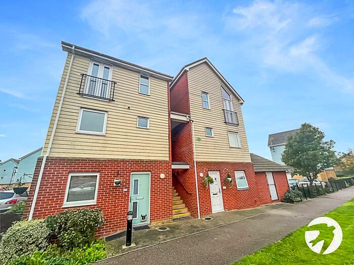 2 Bedroom Flat To Rent In Bismuth Drive, Sittingbourne, Kent, ME10