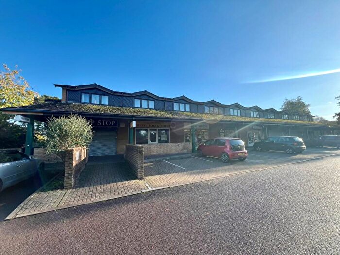 1 Bedroom Flat To Rent In Townhill Farm District Centre, Wessex Road, West End, Southampton, SO18