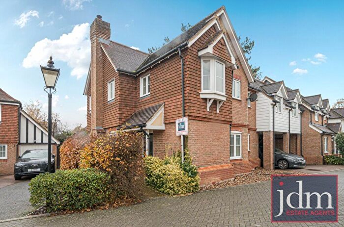 4 Bedroom Semi-Detached House To Rent In Appleby Close, Petts Wood, Orpington, BR5
