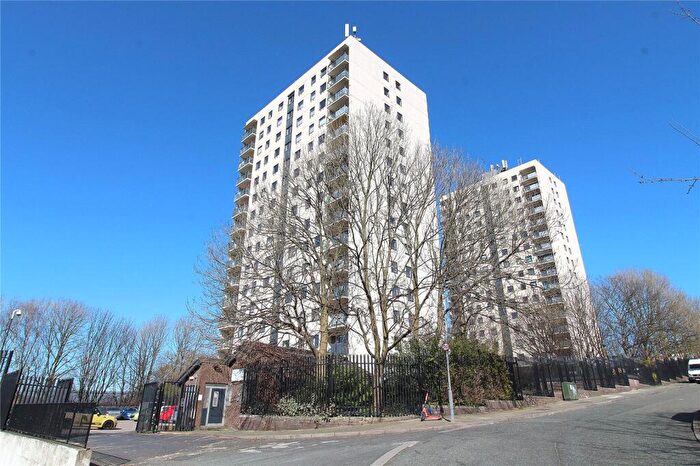 3 Bedroom Apartment For Sale In Crete Tower, Liverpool, Merseyside, L5