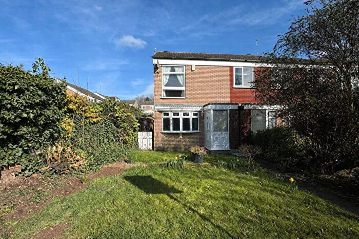 3 Bedroom Semi Detached House For Sale In Calder Road, Stourport-on-Severn, Worcestershire, DY13