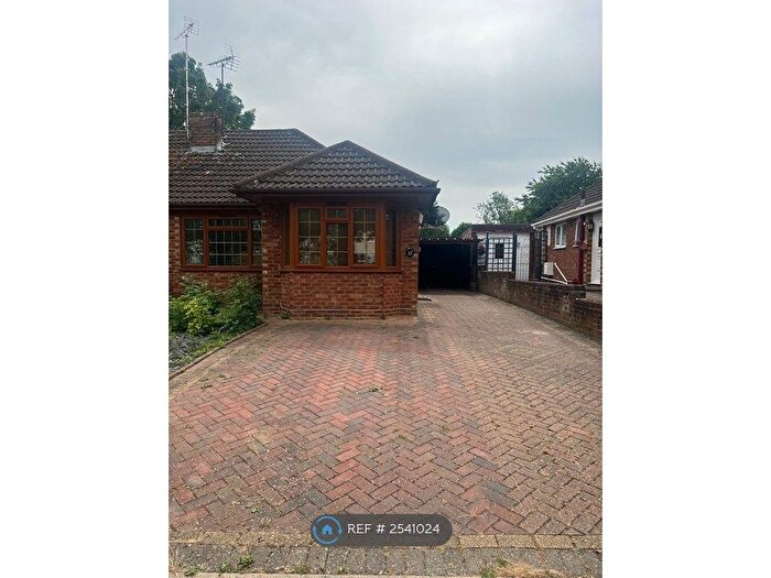 3 Bedroom Bungalow To Rent In Drayton Road, Milton Keynes, MK2