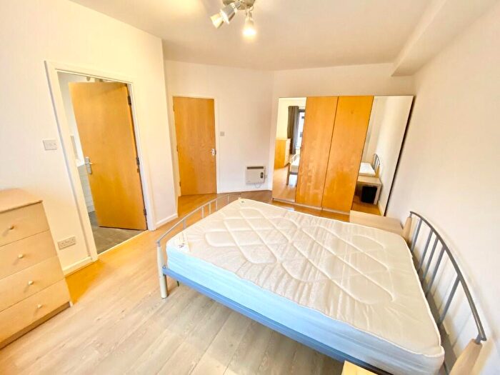 4 Bedroom Semi-Detached House For Sale In Evans Lane, Kidlington, Oxfordshire, OX5