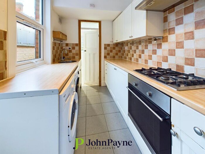 2 Bedroom End Of Terrace House To Rent In Mayfield Road, Coventry, West Midlands, CV5