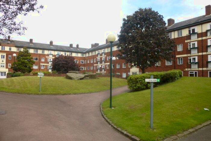2 Bedroom Flat To Rent In Eccles New Road, Salford, M5