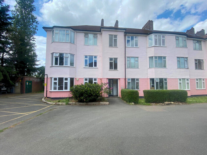 2 Bedroom Flat To Rent In Chinbrook Road, SE12