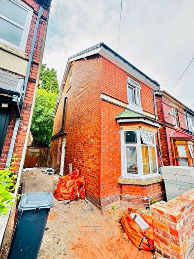 4 Bedroom Detached House To Rent In Franchise Street, Wednesbury, WS10