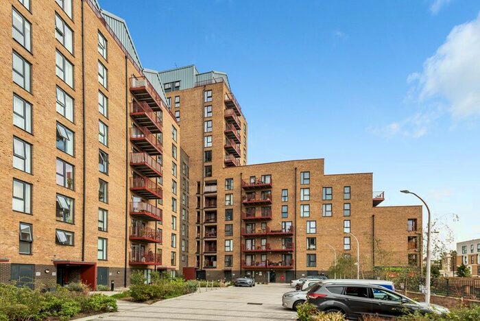 1 Bedroom Flat For Sale In Greenwich High Road, London, SE10