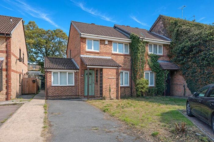 3 Bedroom End Terrace House For Sale In Hawthorne Crescent, West Drayton, UB7