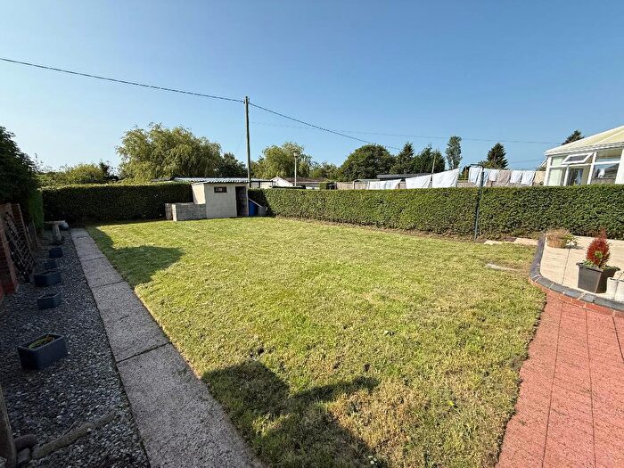 2 Bedroom Semi-Detached Bungalow For Sale In Cellarhead Road, Werrington, Stoke On Trent, ST9