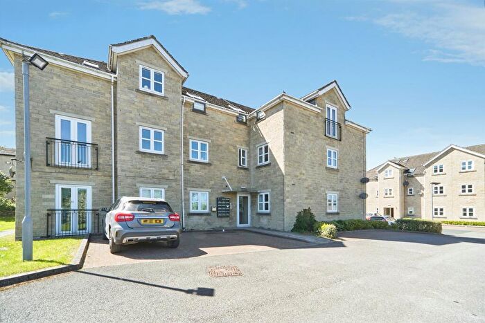 2 Bedroom Apartment For Sale In Harrogate Road, Bradford, BD2