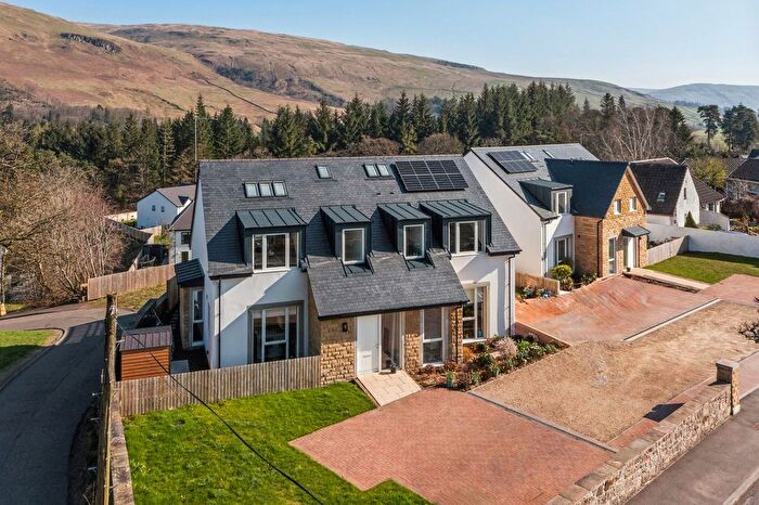 3 Bedroom Flat For Sale In Campsie View, Milndavie Road, G63