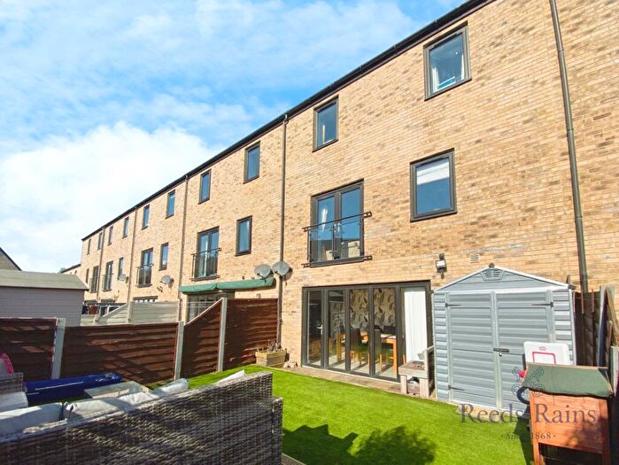 4 Bedroom House To Rent In Wilding Way, Padiham, Burnley, Lancashire, BB12