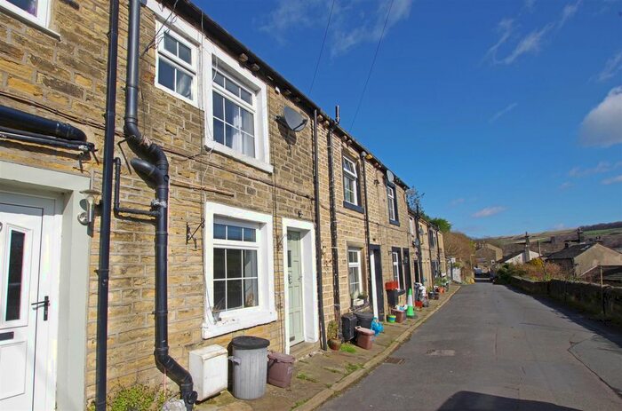 2 Bedroom Terraced House To Rent In Spring Street, Ripponden, Sowerby Bridge, HX6