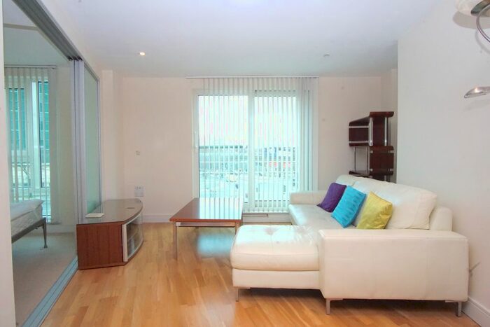 Studio To Rent In Anchor House, St. George Wharf, London, SW8