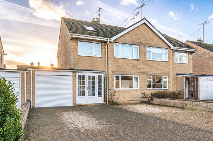 4 Bedroom Semi Detached House For Sale In Magdalen Road, Tetbury, GL8