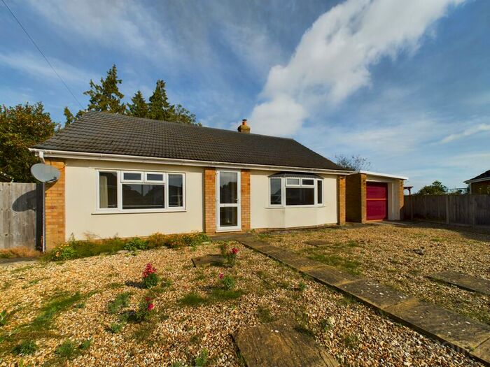 2 Bedroom Detached Bungalow To Rent In Walnut Grove, Watton, IP25