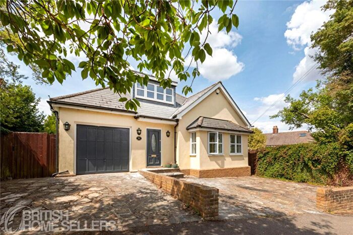 3 Bedroom Bungalow For Sale In The Oval, Banstead, Surrey, SM7