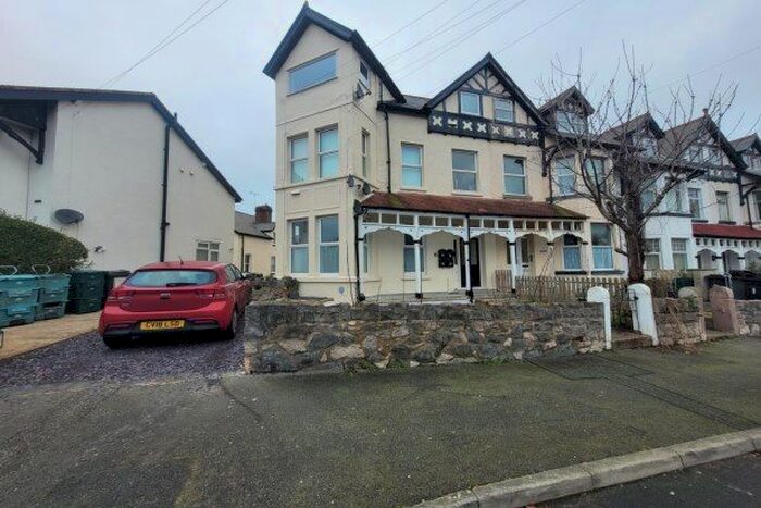 1 Bedroom Property To Rent In Upper Promenade, Bae Colwyn, LL28