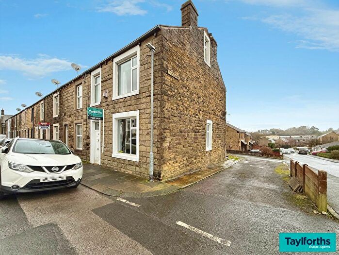 3 Bedroom End Terrace House For Sale In Clifford Street, Barnoldswick, BB18