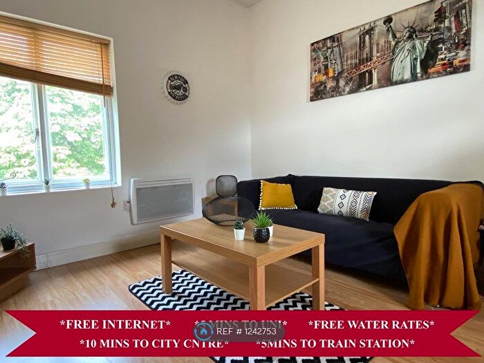 2 Bedroom Flat To Rent In New Walk, Leicester, LE1