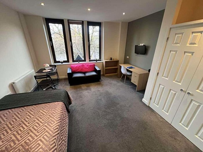 Studio To Rent In Flat, Gladstone Buildings, St James Row, S1