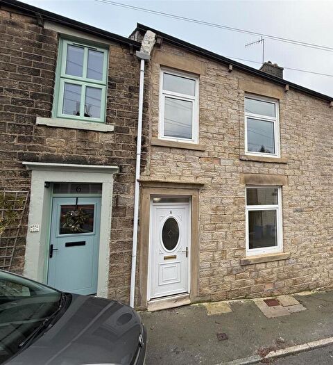 3 Bedroom Terraced House For Sale In Egerton Street, Mossley, OL5