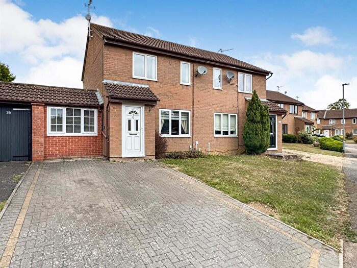 4 Bedroom Semi-Detached House For Sale In Beech Close, Corby, NN17