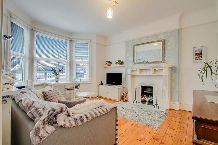 1 Bedroom Flat For Sale In Wrottesley Road, Kensal Rise, NW10