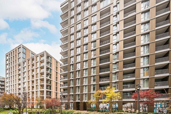 2 Bedroom Flat To Rent In Palmer Road, London, SW11