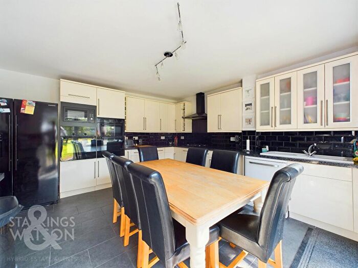 5 Bedroom Detached House For Sale In Church Road, Shelfanger, Diss, IP22