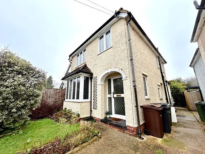 3 Bedroom Detached House To Rent In Stoughton Road, Guildford, GU2