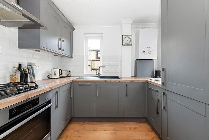 2 Bedroom Terraced House For Sale In Venner Road, Sydenham, London, SE26