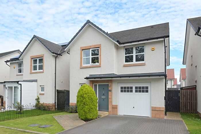 4 Bedroom Detached House For Sale In Bill Douglas Grove, Newcraighall, Edinburgh, EH21