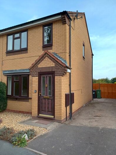 3 Bedroom Semi-Detached House To Rent In The Poplars, Reedham Road, Shrewsbury, SY1
