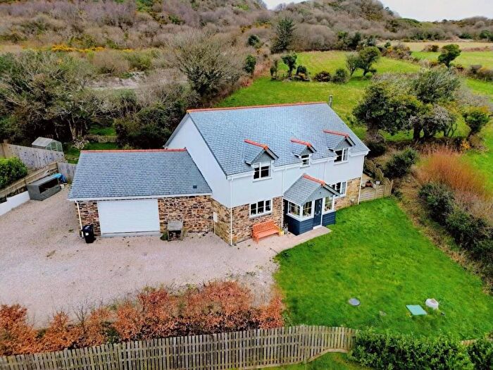 4 Bedroom Detached House For Sale In Lanjeth, St. Austell, PL26