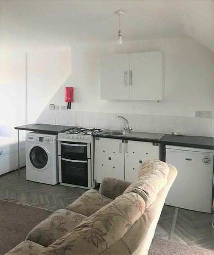 Studio To Rent In Clive Street, Cardiff, CF11