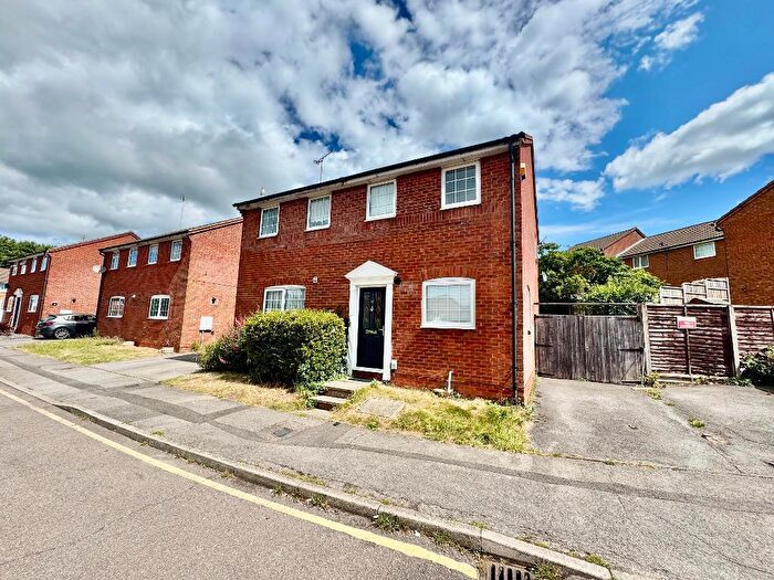 2 Bedroom Semi Detached House For Sale In Felton Close, Wigmore, Luton, Bedfordshire, LU2