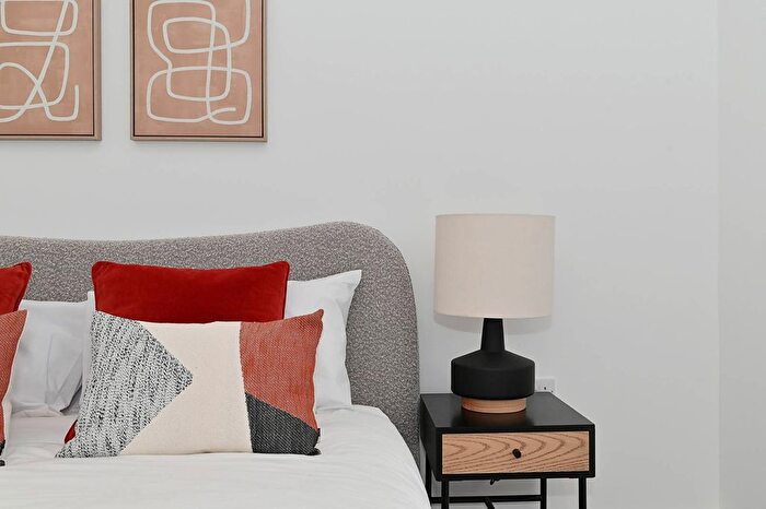 1 Bedroom Flat For Sale In Brent Cross Town, Brent Cross, NW2