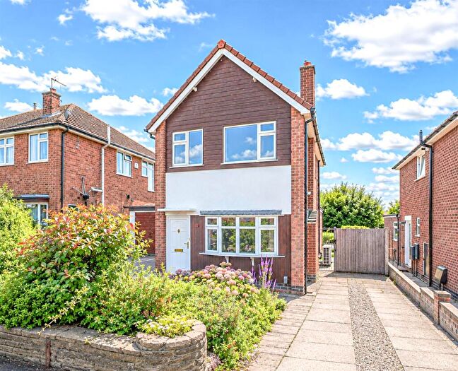 3 Bedroom Detached House For Sale In Portreath Drive, Allestree, Derby, DE22