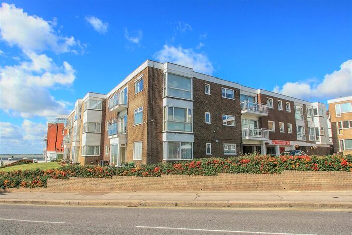2 Bedroom Flat To Rent In Shorefield Road, Westcliff-On-Sea, SS0