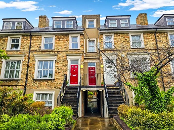 2 Bedroom Flat To Rent In Church Street, London, N9