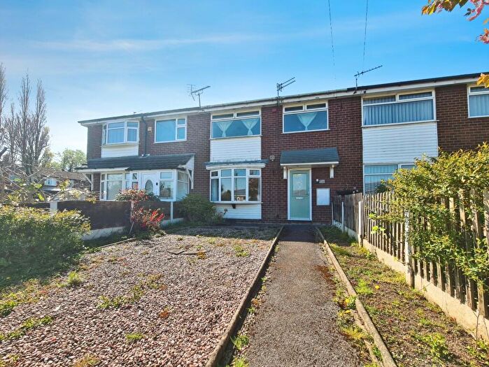 3 Bedroom Terraced House To Rent In Standish Walk, Denton, Greater Manchester, M34